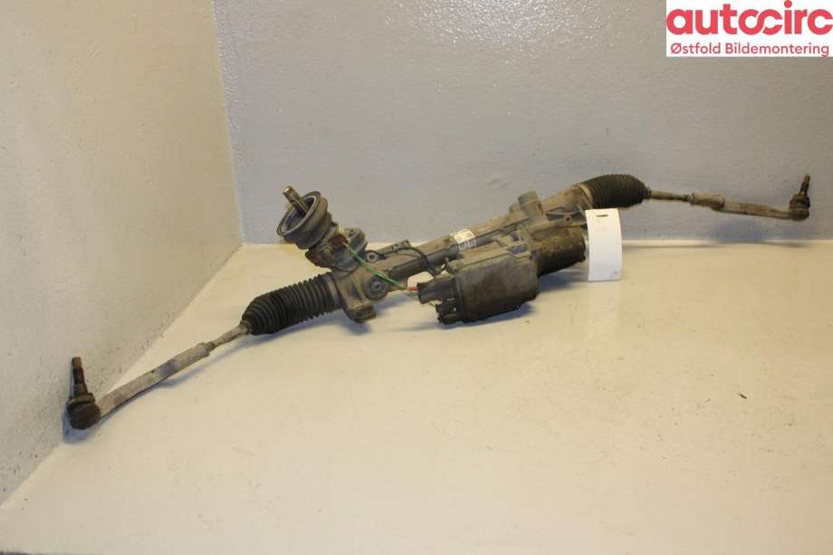 Tannstang elektrisk til Mercedes A-Klasse 2012-2018 (W176) (W176) (MERCEDES|A 246 460 47 00|A 246 460 19 01|)