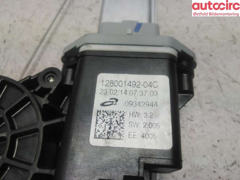 Ruteheis til Renault Trafic 2014-->>  (RENAULT|807216280R|)