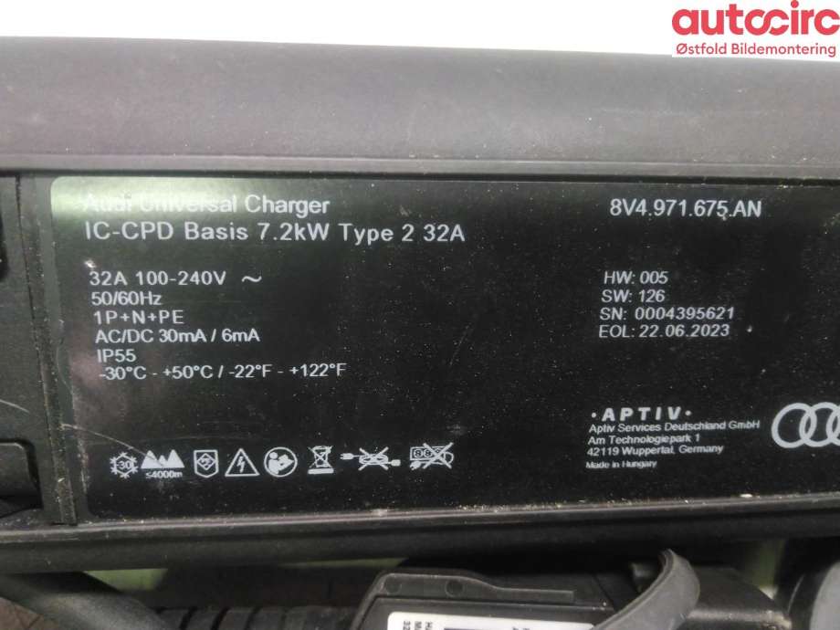 Batterilader kabel til Audi Q4 e-tron 2021-->> (AUDI||8V4971675AN)