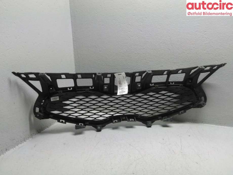Grill til Kia Carens 2013-2018 Type III  (Kia Karens 1,7 CRDI|86350A4010|)