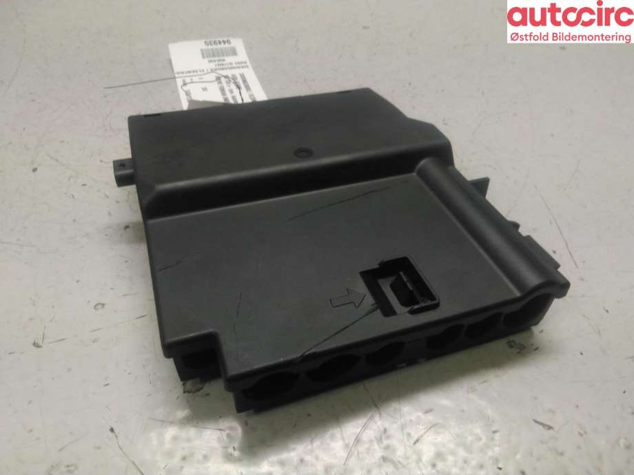 Sikringsboks til Audi Q7 2015-->> (Type II) (AUDI|4M0 937 513 A|)