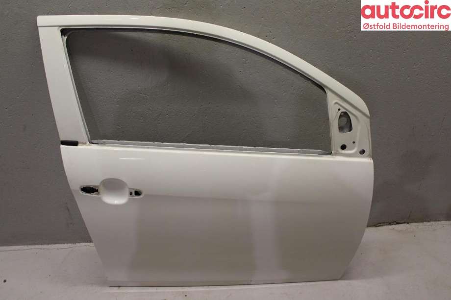 Dør høyre foran til Toyota Aygo, 2005-2014 (Type I) (TOYOTA|670010H050)