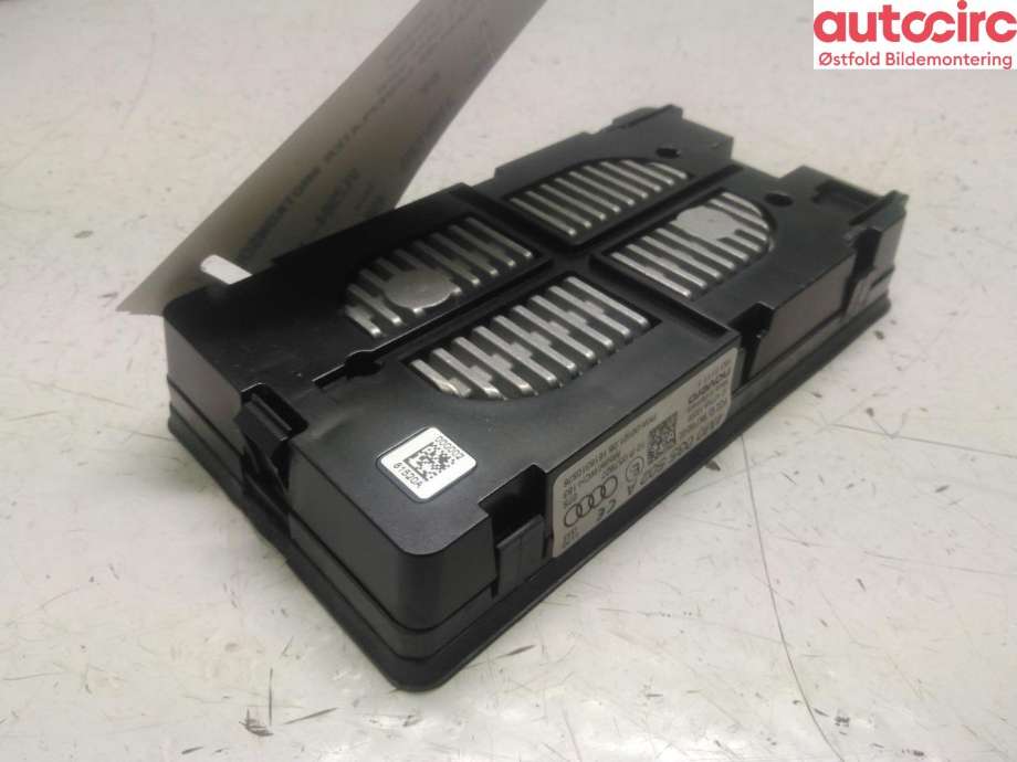 Innredning pakke til Audi Q7 2015-->> (Type II) (AUDI|4M0 035 502 A|)