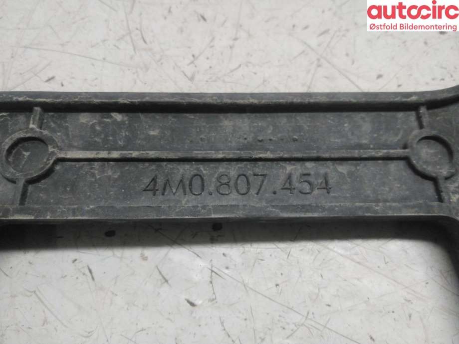 Diverse deler til Audi Q7 2015-->> (Type II)  (AUDI|4M0 807 454|)