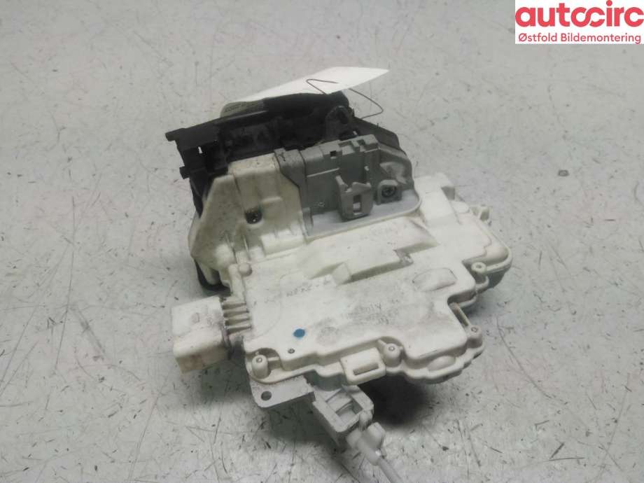 Låsekasse høyre til Audi Q7 2006-2010 (Type I, Fase 1)  (AUDI|3C4 839 016 C|)