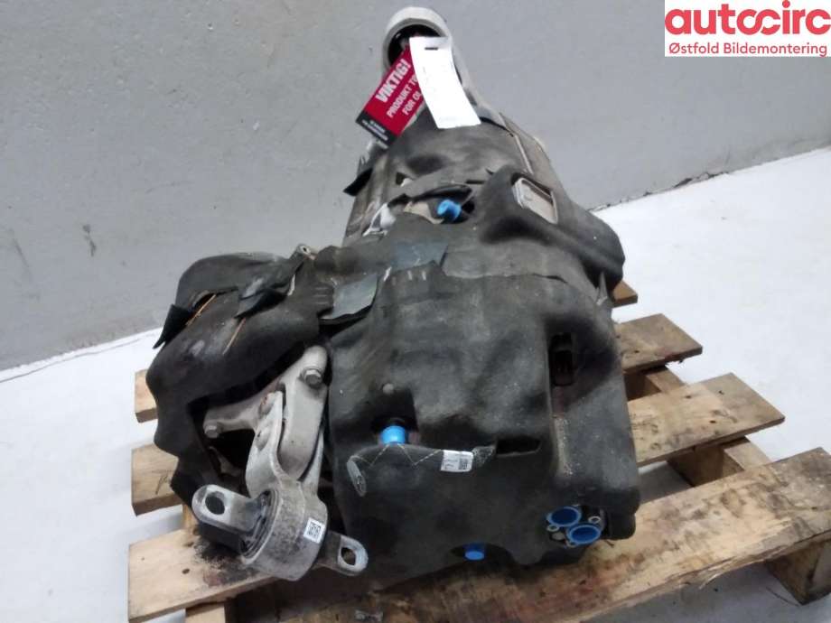 Motor elbil foran til Tesla Model X 2016-->>  (TESLA|1035000-01-J|)