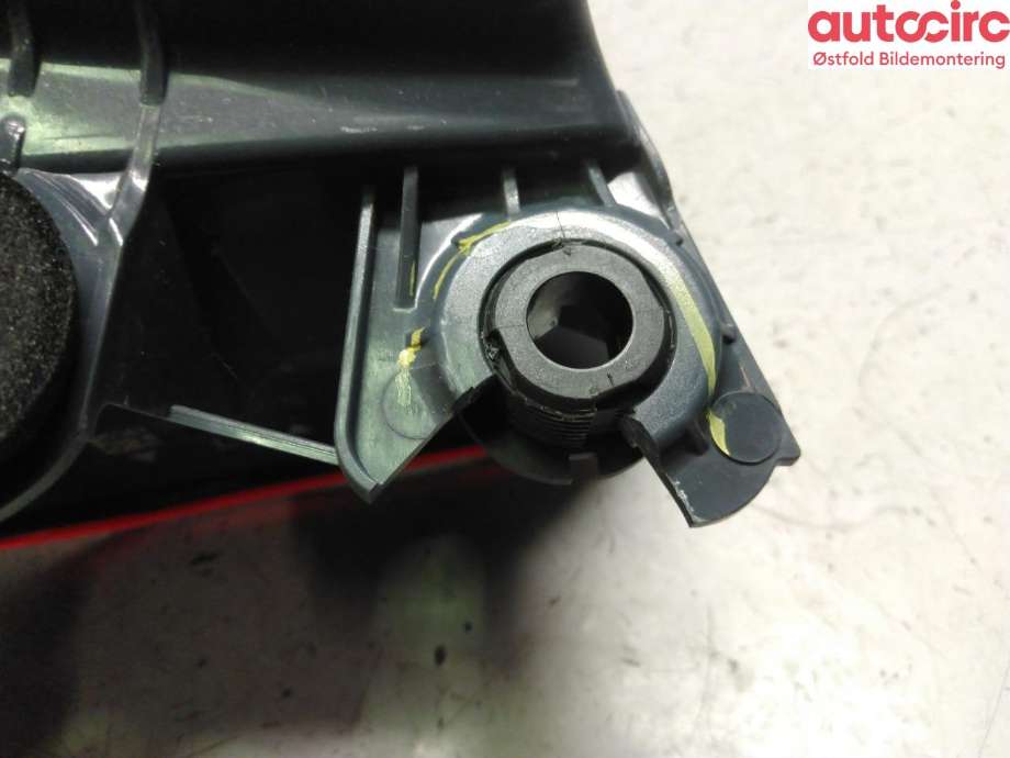 Baklykt venstre til BMW 5-Serie 2017-->> (G30/G31) (G30/G31) (BMW|63 21 7 376 463|)