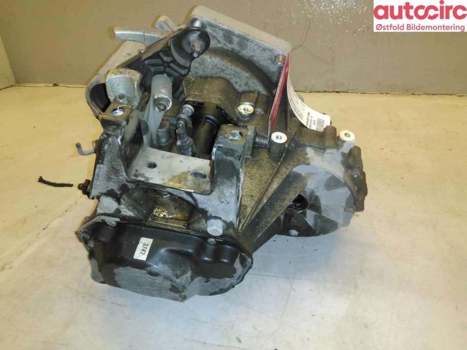 Girkasse manuell 6-trinn til Audi A1 2015-2018 (Type I, Fase 2)  (AUDI|0DF 300 050 C|)