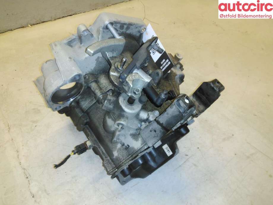 Girkasse manuell 6-trinn til Audi A1 2015-2018 (Type I, Fase 2)  (AUDI|0DF 300 050 C|)
