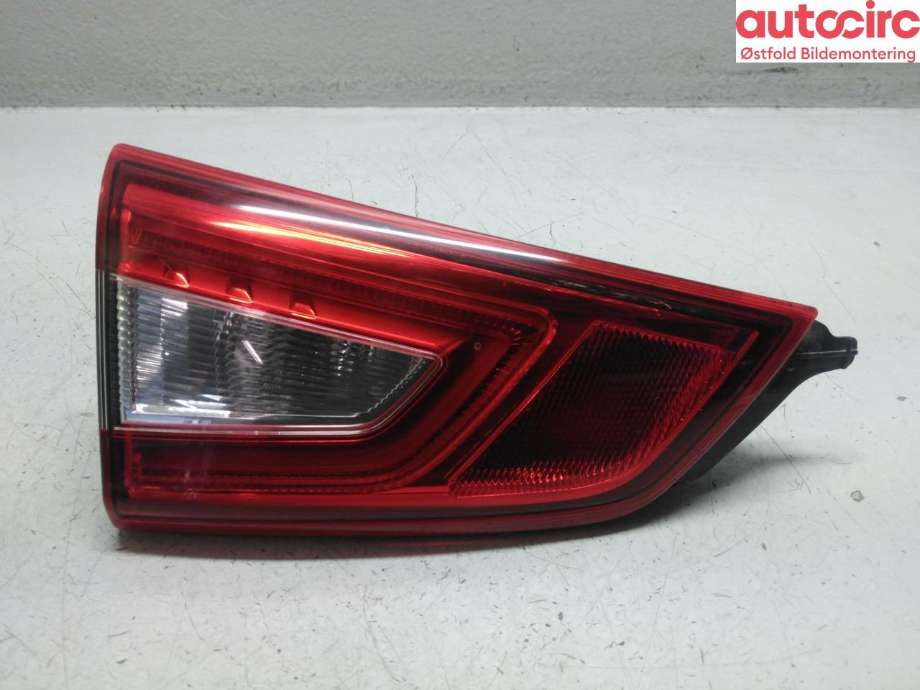 Baklykt venstre indre til Nissan Qashqai 2014-2021 (Type II) (NISSAN|265554EA5C|)