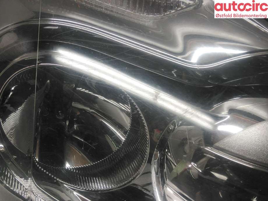 Frontlykt høyre halogen til Ford S-Max 2010-2015 (Type I, Fase 2)  (FORD|1801373|)