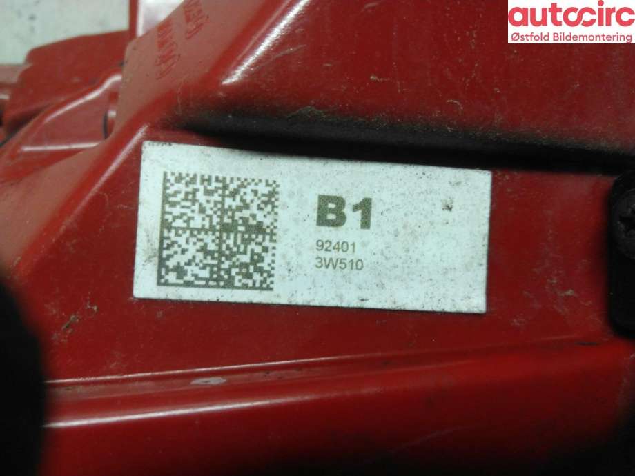 Baklykt venstre til Kia Sportage 2010-2016 (Type III)  (KIA|924013W510|)