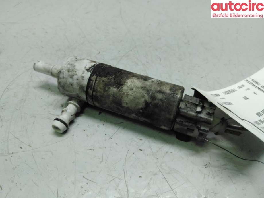 Spylerpumpe foran til Mercedes ML 2005-2011 (W164) (W164) (MERCEDES|A 164 869 02 21|)