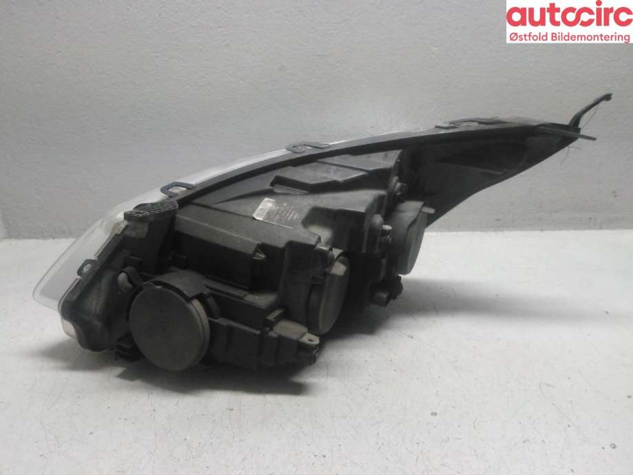 Frontlykt høyre halogen til Ford Transit Custom 2013-2023 (Type I)  (FORD|2045135|)
