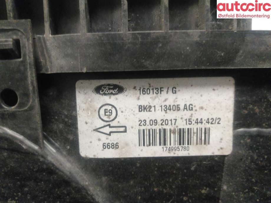 Baklykt venstre til Ford Transit Custom 2013-2023 (Type I)  (FORD|2411271|)