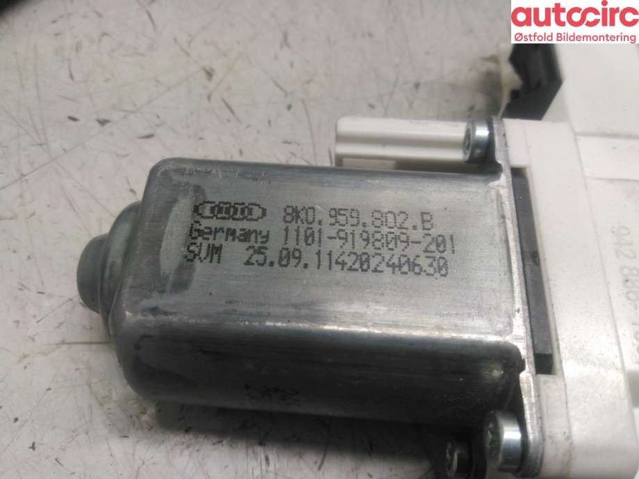 Ruteheis høyre foran til Audi A7 2010-2014 (Type I, Fase 1)  (AUDI|8K0 959 802 B|4G8 837 462 A|)