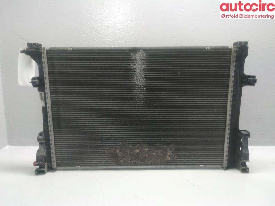 Radiator (automat gir) til Mercedes A-Klasse 2012-2018 (W176) (W176) (MERCEDES|A 246 500 13 03|)