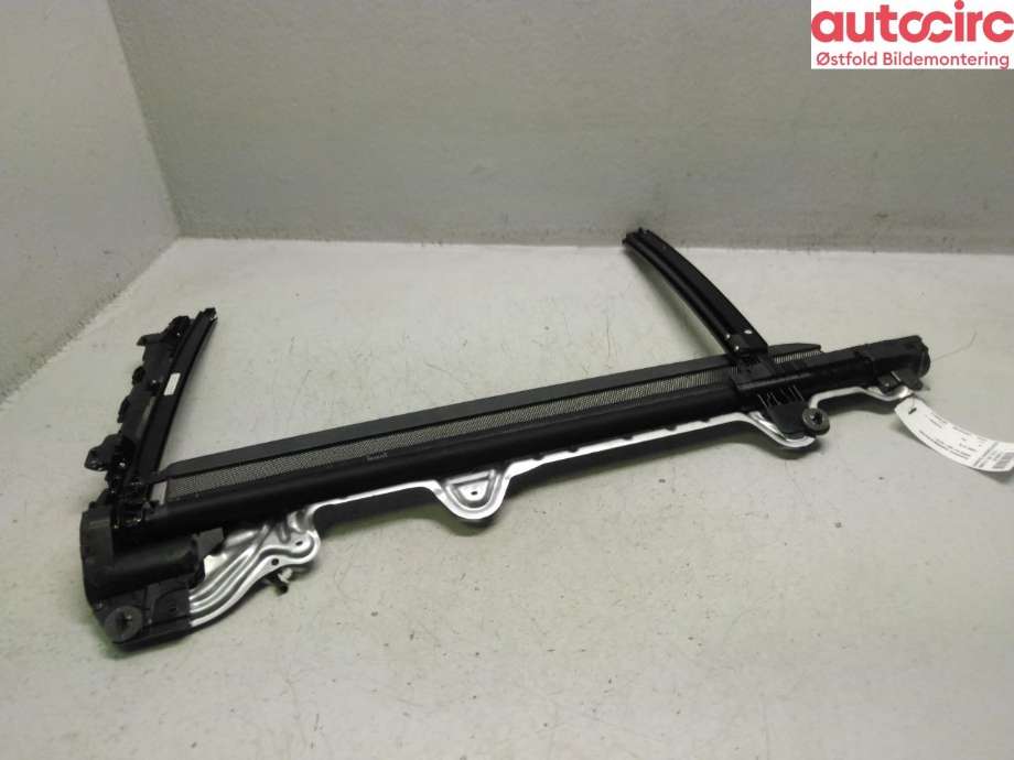 Diverse deler til BMW X7 2018-->> (G07) (G07) (BMW X7 XDRIVE40D|51 35 7 460 478|)