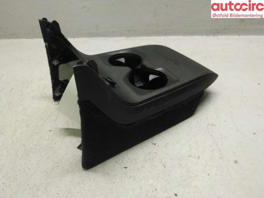 Dashbord koppholder til BMW X7 2018-->> (G07) (G07) (BMW X7 XDRIVE40D|51 16 6 996 322|)