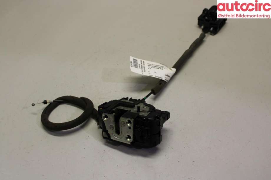Låsekasse venstre bak til Nissan Qashqai 2010-2014 (Type I, Fase 2) (NISSAN|82501JD90B|)