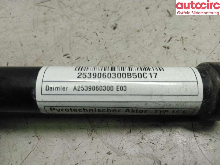 Panserhengsler til Mercedes GLC 2015-2022 (X253) (X253) (MERCEDES|A 253 906 03 00|)
