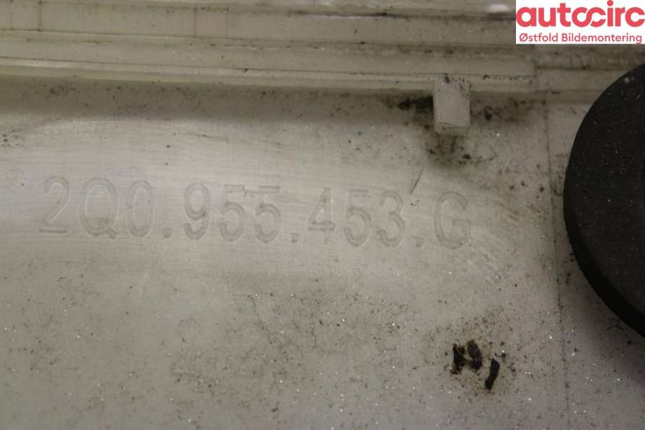 Spylertank til VW Polo 2017-2021 (Type VI, Fase 1)  (VOLKSWAGEN|2Q0 955 453 G|)