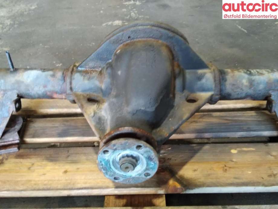 Bakaksel til Iveco Daily 2011-2014 (Type V)  (IVECO|)