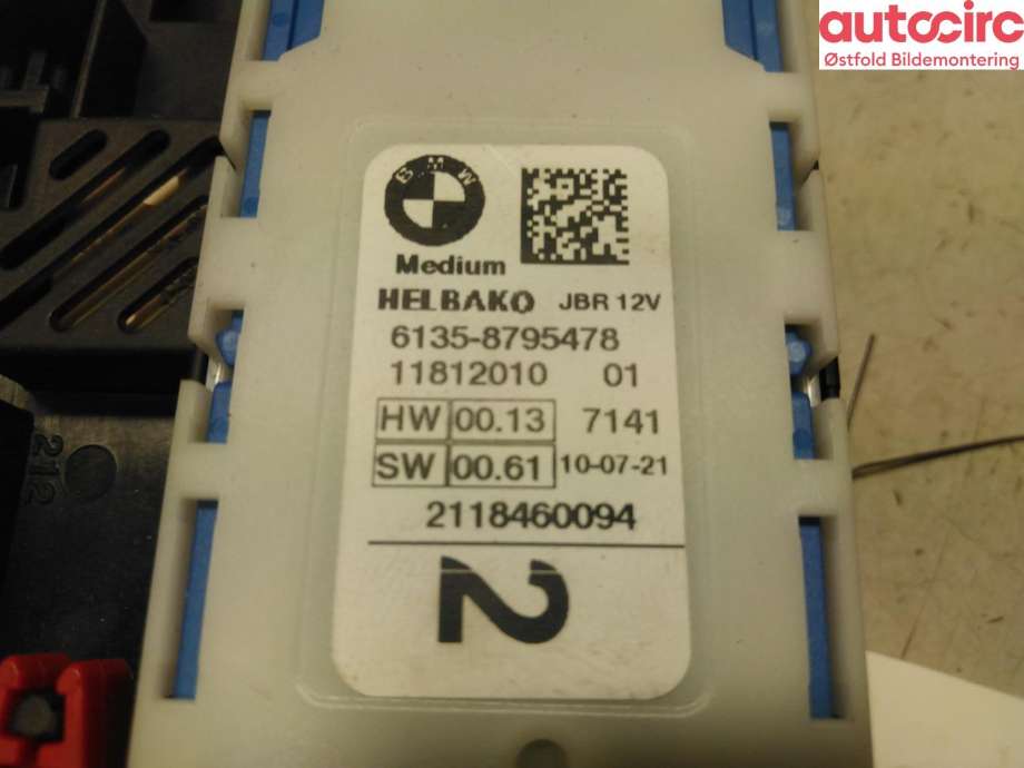 Sikringsboks til BMW X7 2018-->> (G07) (G07) (BMW X7 XDRIVE40D|61 14 8 706 212|)