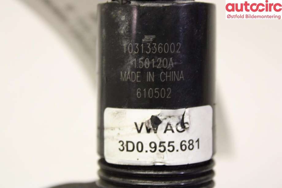 Spylerpumpe foran til VW Passat 2015-2019 (Fase 1) (B8) (B8) (VOLKSWAGEN|)