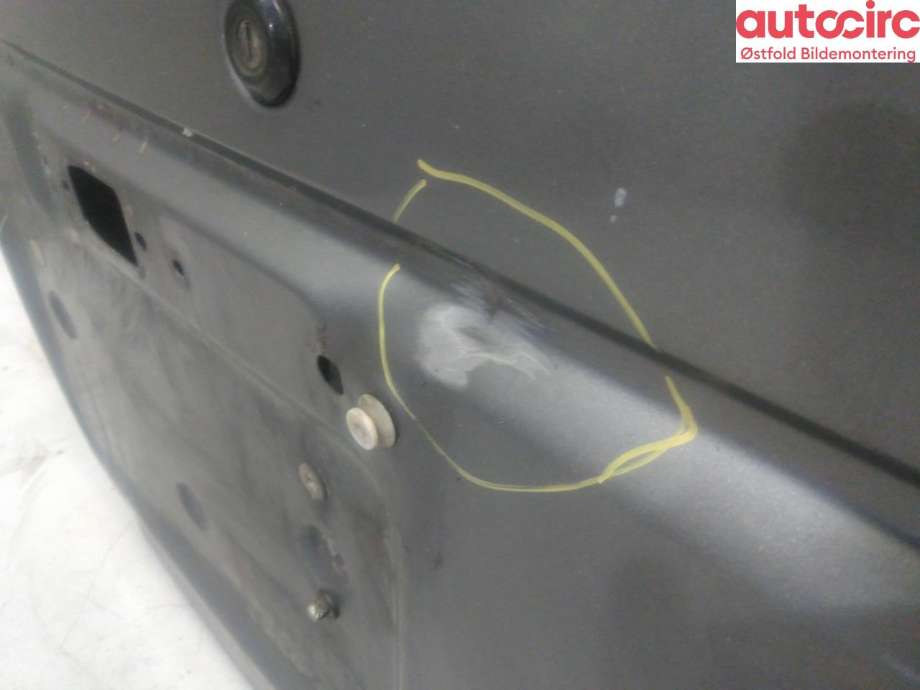Bakluke til Mitsubishi Pajero 2000-2006 (Type III) (MITSUBISHI PAJERO|)
