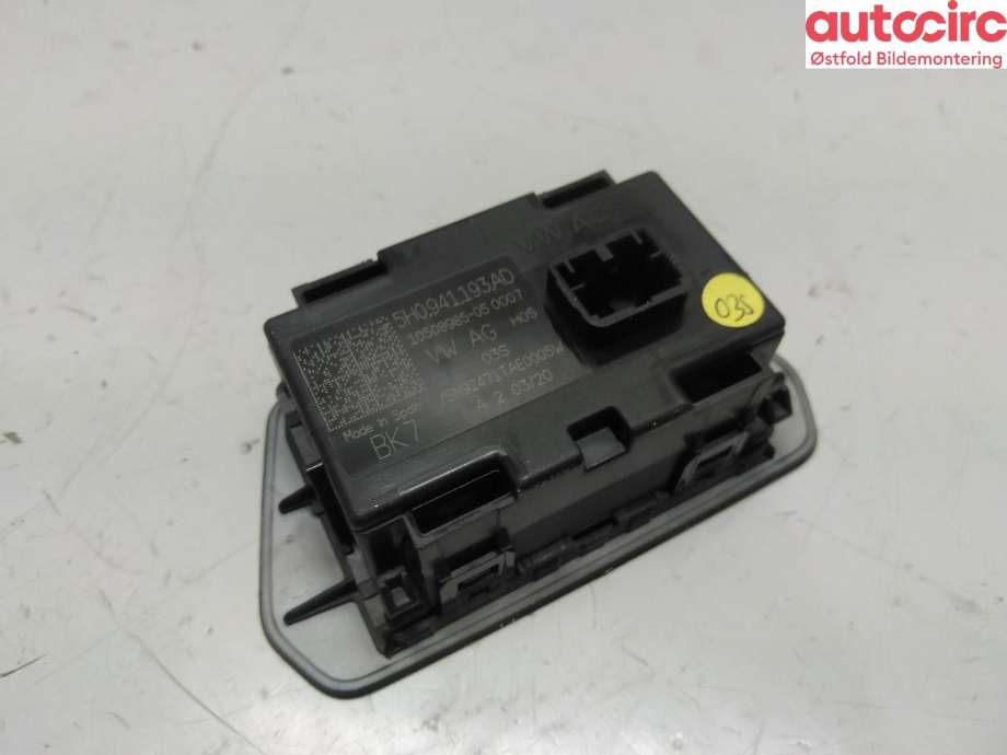 Bryter lys til VW Golf VIII 2020-->> (VOLKSWAGEN|5H0 941 193 AD|)