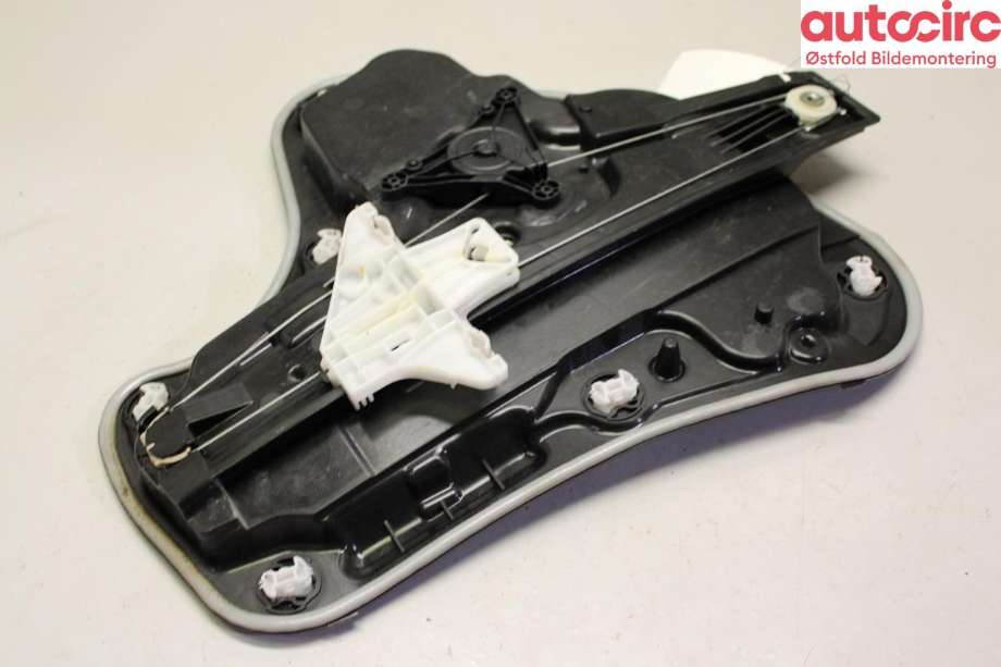 Ruteheis venstre til VW Golf VIII 2020-->>  (VOLKSWAGEN|5H0 839 461 D|)