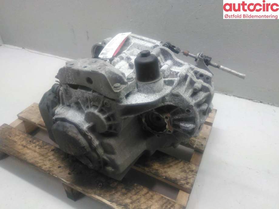 Girkasse automat til VW Passat 2015-2019 (Fase 1) (B8) (B8) (VOLKSWAGEN|0D9 300 013 A|)