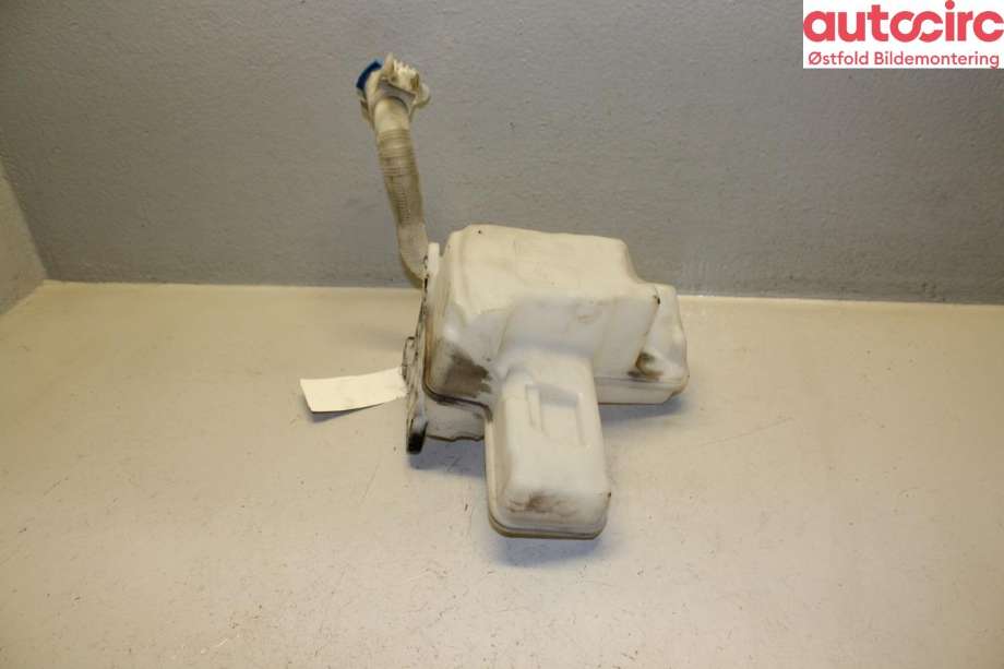 Spylertank til VW Passat 2015-2019 (Fase 1) (B8) (B8) (VOLKSWAGEN|3Q0 955 453 A|)