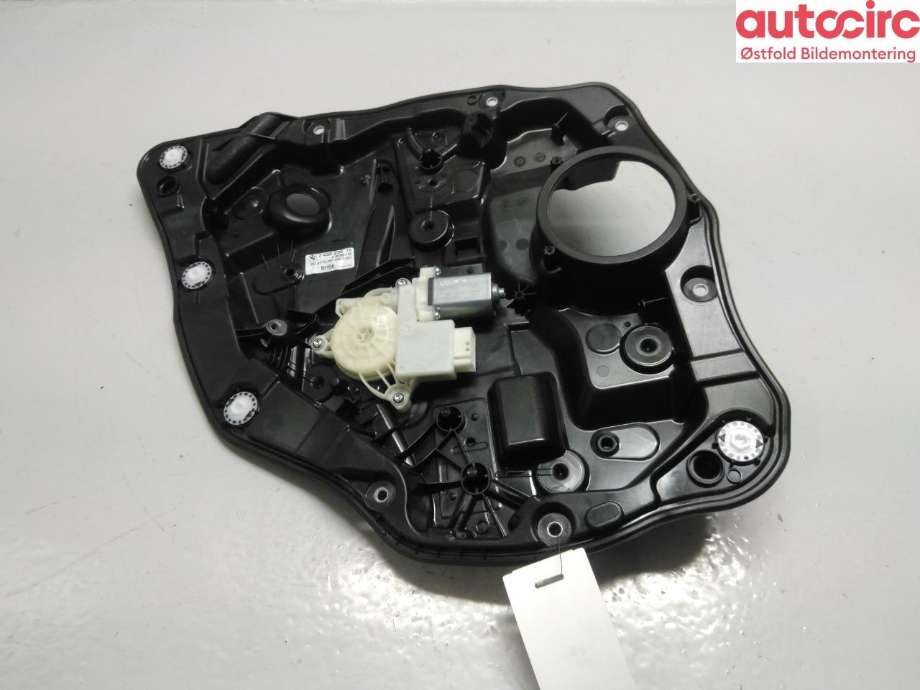 Ruteheis venstre bak til BMW 3-Serie 2018-->> (G20) (G20) (BMW|51 35 8 498 855|51 35 8 495 867|)