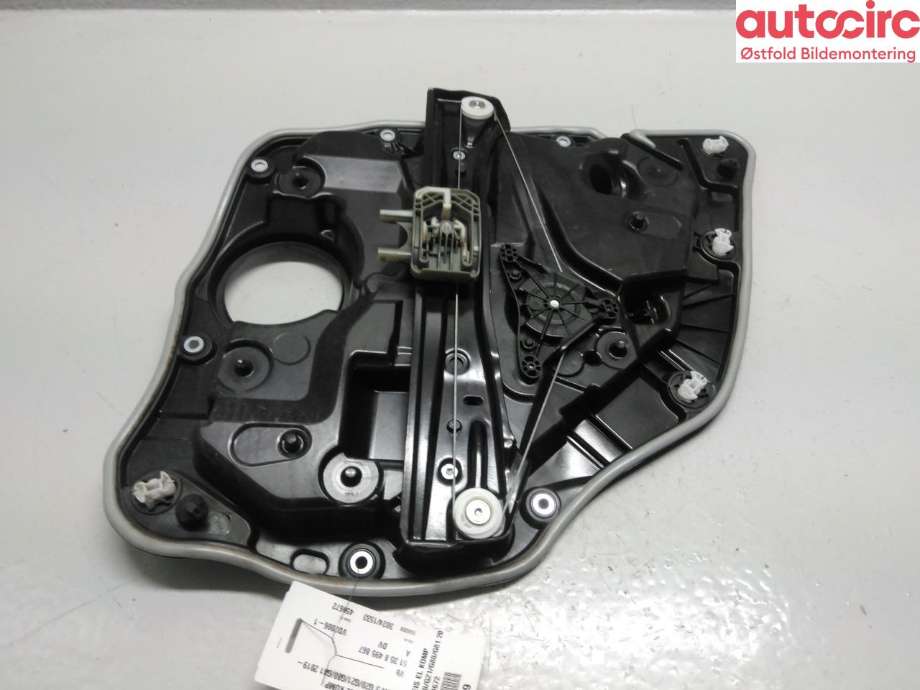 Ruteheis venstre bak til BMW 3-Serie 2018-->> (G20) (G20) (BMW|51 35 8 498 855|51 35 8 495 867|)