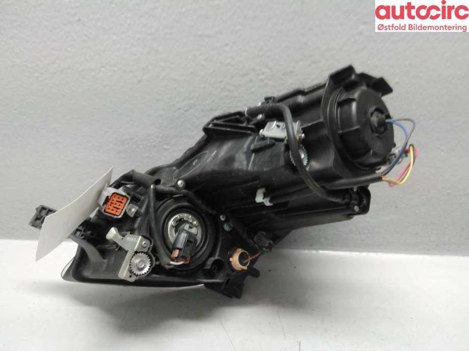 Frontlykt høyre halogen til Citroën C-Zero 2011-2020 (CITROEN|)