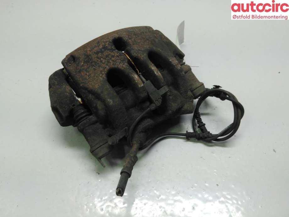 Bremsecaliper høyre foran til Mercedes Sprinter 2006-2013 (Fase 1) (906) (906) (MERCEDES|A 003 420 88 83|)