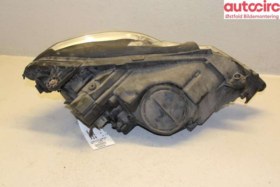 Frontlykt venstre halogen til Mercedes E-Klasse 2009-2013 (Fase 1) (W212) (W212) (MERCEDES|A 212 820 01 61|A 212 820 81 61|)