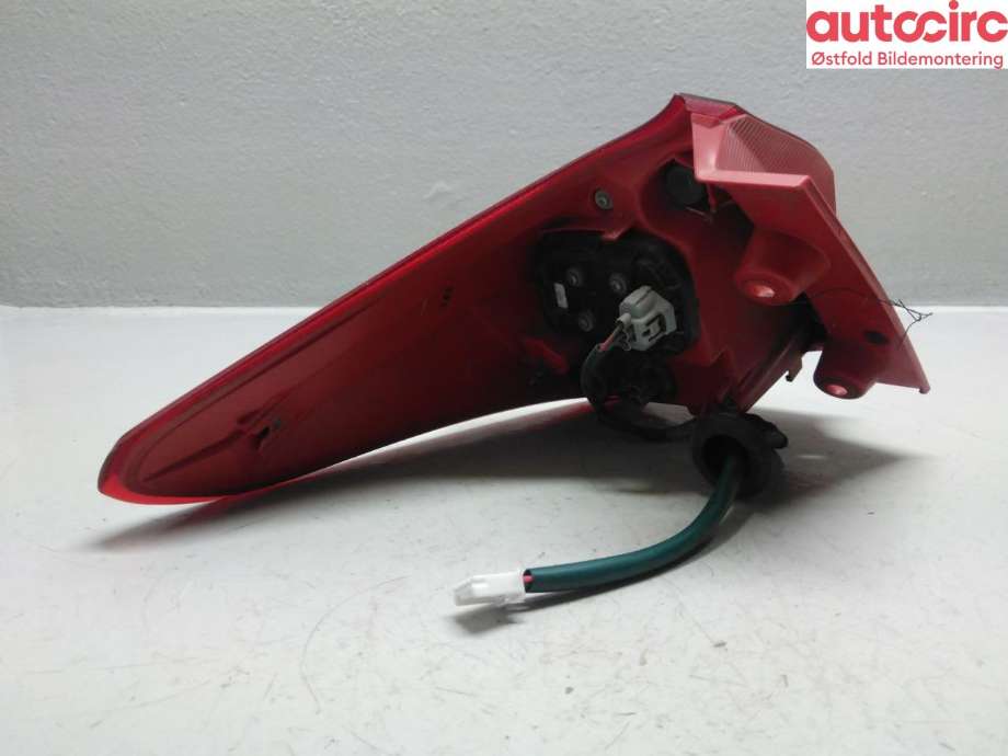 Baklykt høyre til Toyota Auris 2013-2015 (Type II, Fase 1)  (TOYOTA|8155102710|)