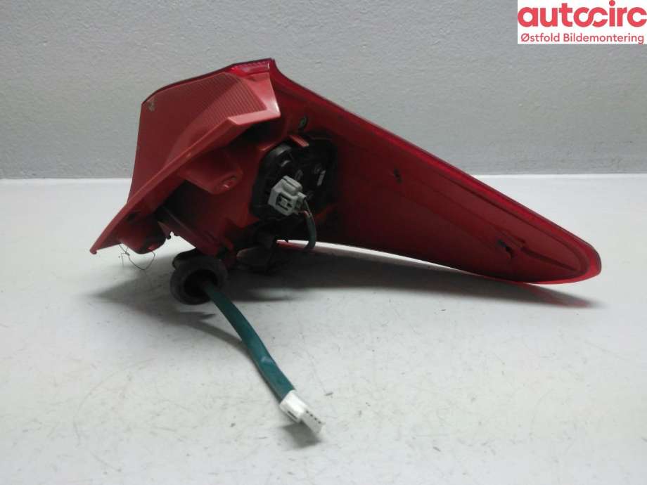 Baklykt venstre til Toyota Auris 2013-2015 (Type II, Fase 1)  (TOYOTA|8156102710|)