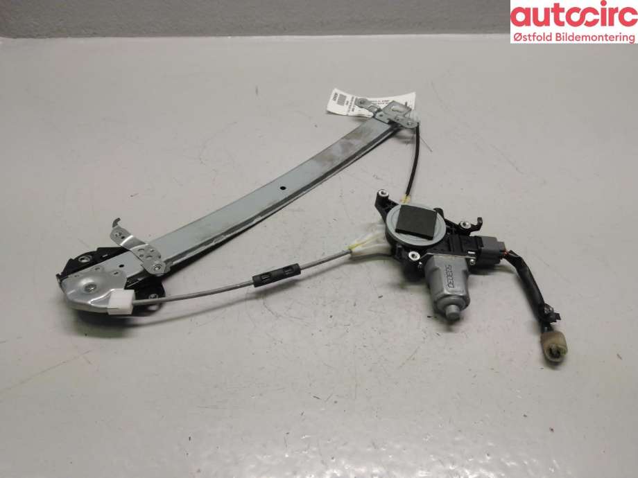 Ruteheis høyre til Subaru Outback 2015-2020 (Type V) (SUBARU|61041AL000|)