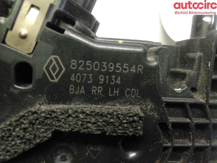 Låsekasse venstre bak til Renault Clio 2019-->> (Type V)  (RENAULT|825039554R|)