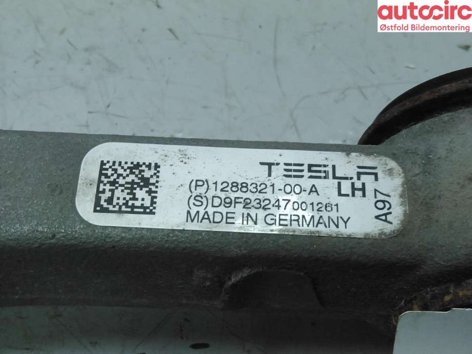Bærebru venstre foran øvre til Tesla Model Y 2021-2024 (Type I)  (TESLA|1288321-00-A|)