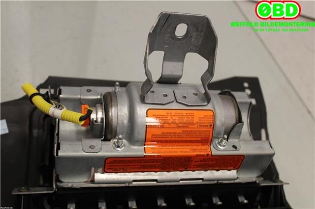 Airbag passasjer til Nissan Note 2006-2013 (Type I)  (NISSAN|682139U10A|)