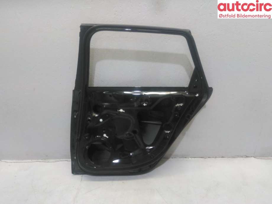 Dør høyre bak til Audi A4 2007-2014 (Type IV) (B8) (B8) (AUDI|8K9 833 052 D|)