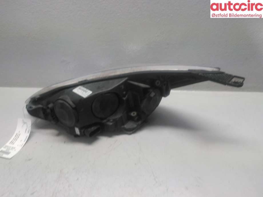 Frontlykt høyre halogen til Ford Focus 2014-2018 (Type III, Fase 2) (FORD|1946765|)