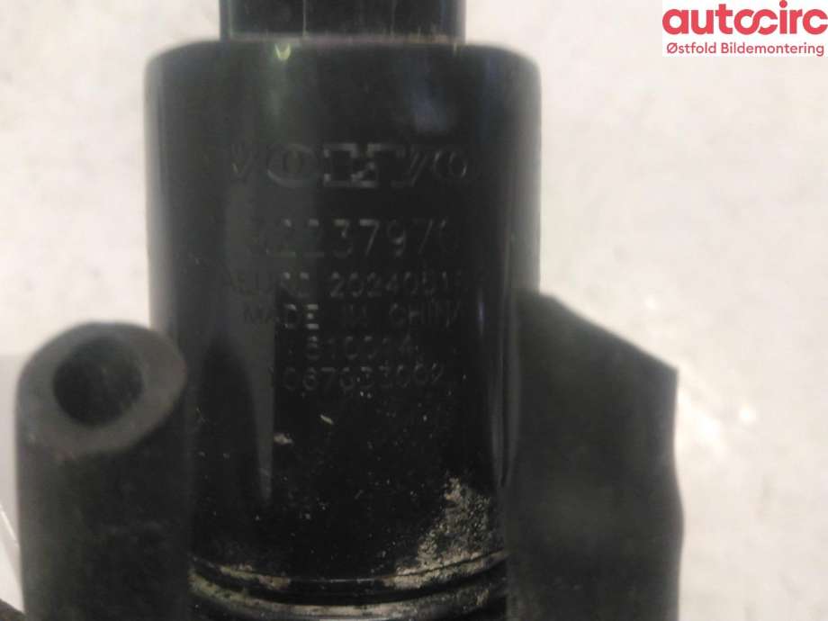 Spylerpumpe foran til Volvo XC40 2018-2024  (VOLVO|32237970|)
