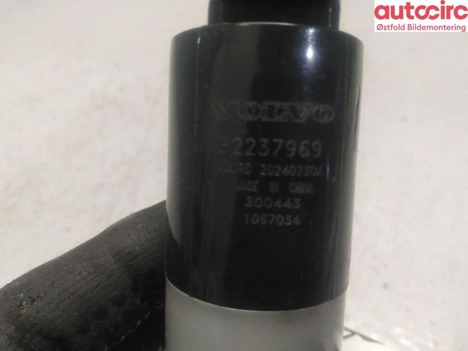 Spylerpumpe til Volvo XC40 2018-2024  (VOLVO|32237969|)