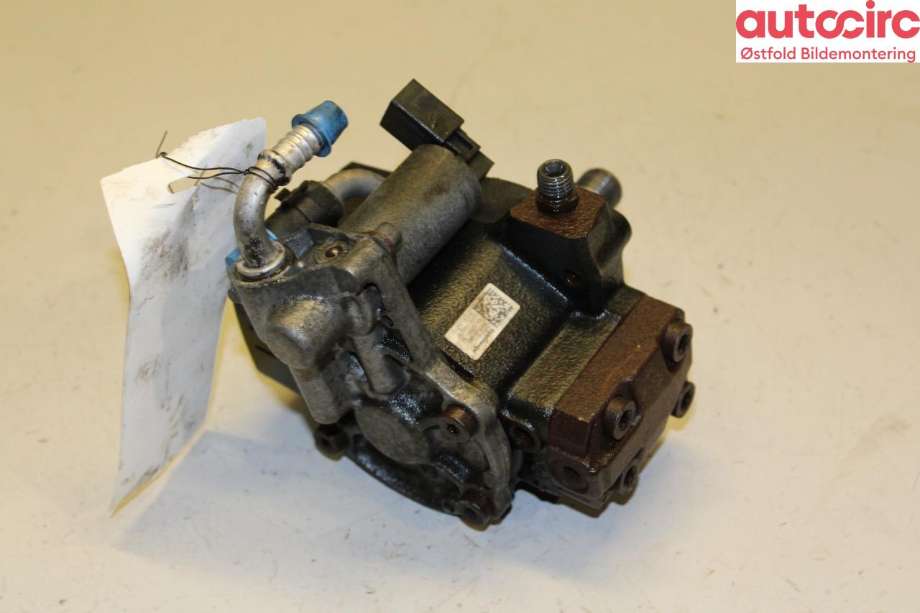 Dieselpumpe til VW Passat 2011-2015 (B7) (B7) (VOLKSWAGEN|03L 130 755 AN|)